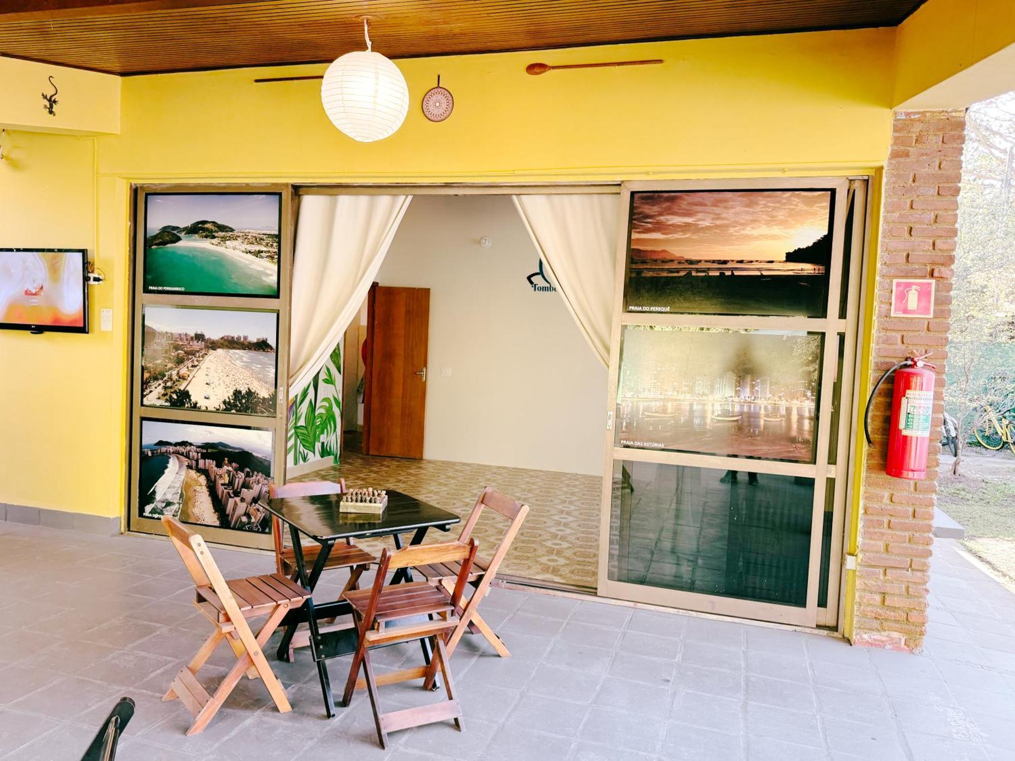 Tombo Beach Hostel&Suítes Guarujá Exterior foto